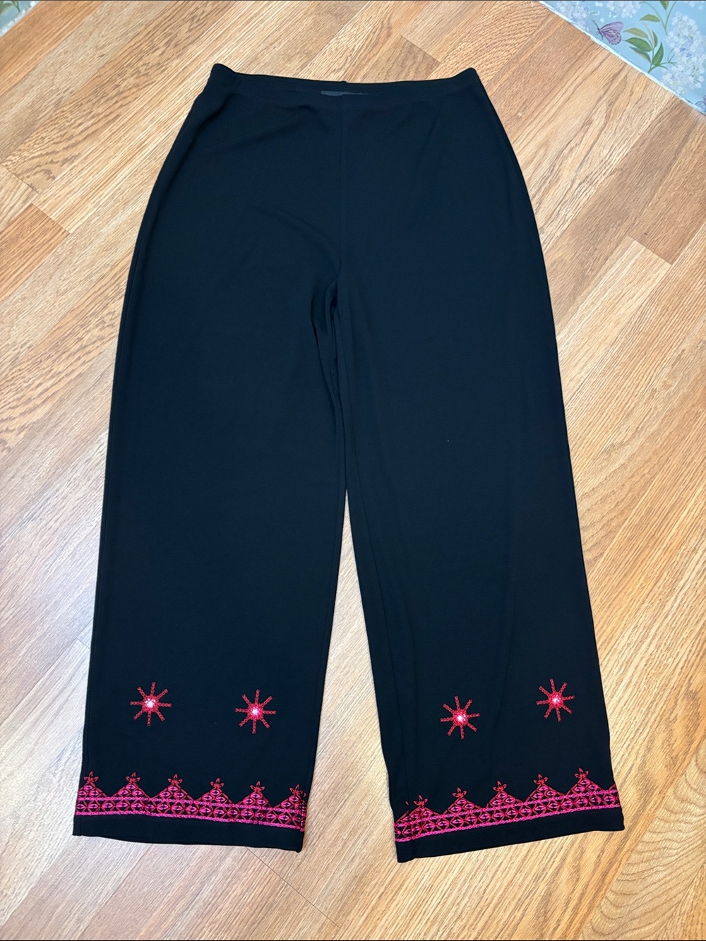 Vintage 1990’s Carole Little black wide-leg pants pink embroidered hem Size M